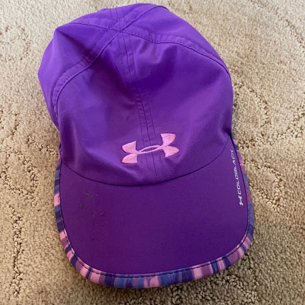 Women’s under armor cold black hat
